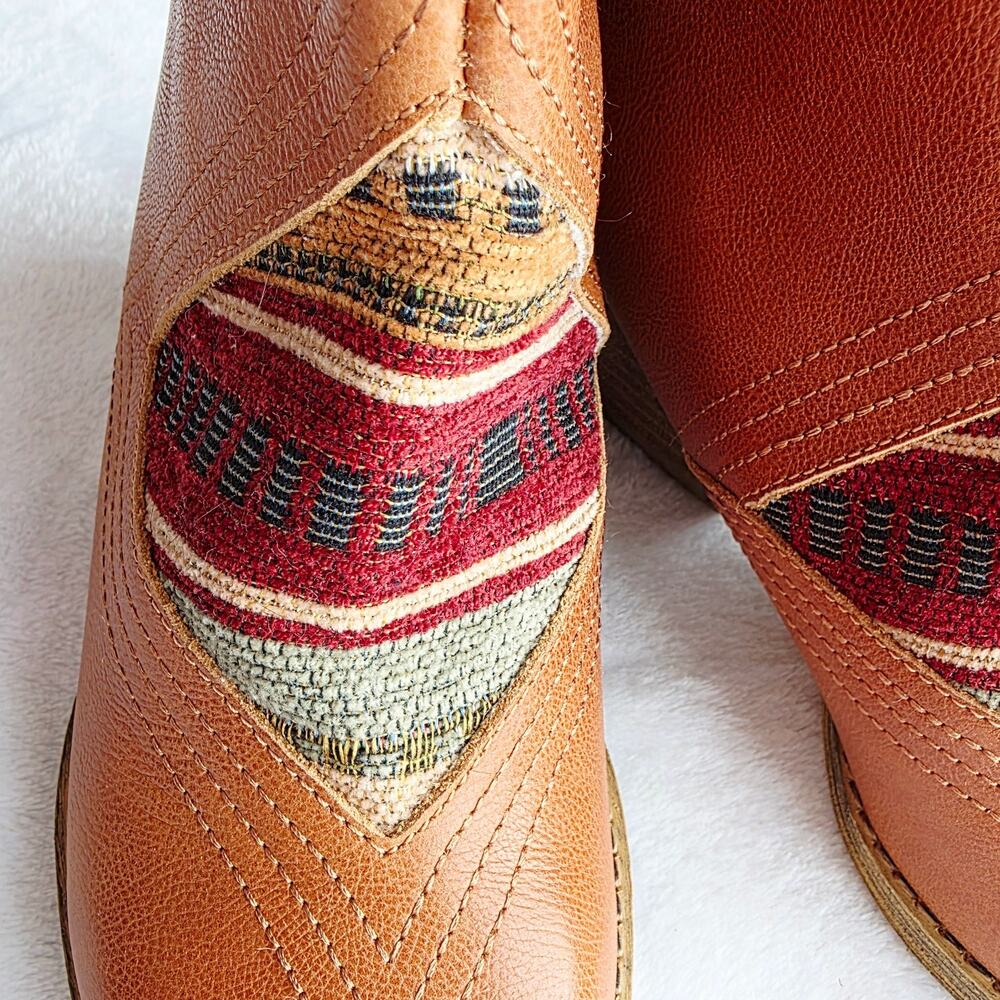 Sbicca Ankle Boots 7 Tan Leather Embroidered Tribal Boho Western Festival Desert - Picture 6 of 13